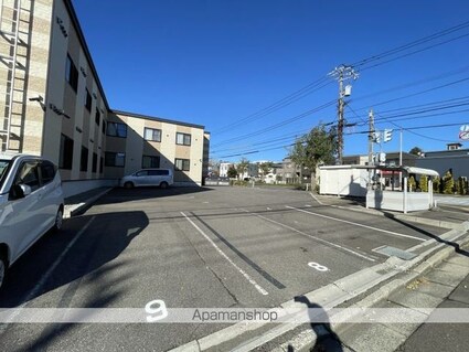 レオパレス時の館[1K/23.18m2]の駐車場