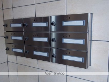 プリミエール清水[2LDK/58m2]の共用部1