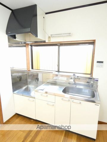 楊子町貸家 Cの内装写真