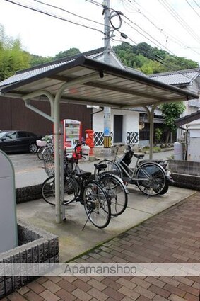 レオパレスコスモ[1K/19.87m2]のエントランス