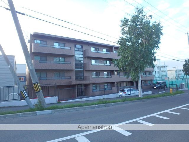 イーリス宮の丘虹の橋の外観写真