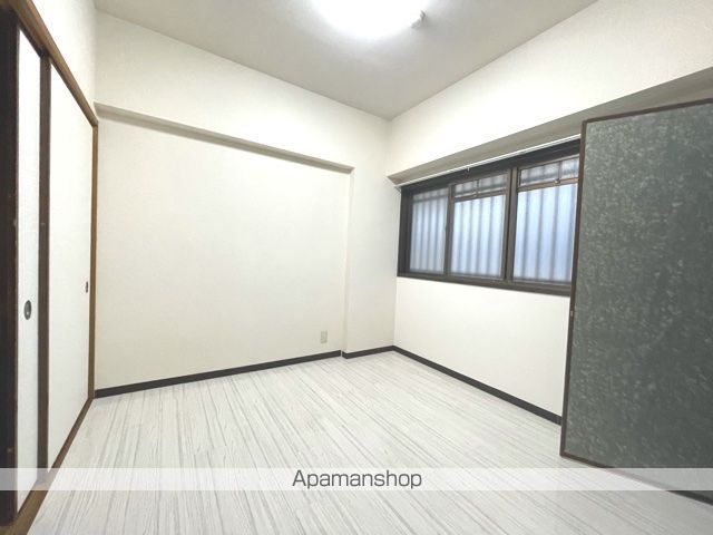 ヤマタケビルの内装写真