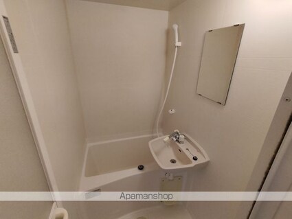 レオパレス日の出[1K/26.49m2]のバス