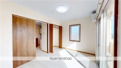 エクセレントＴｏｍｏｓ[1K/20.65m2]のリビング・居間3