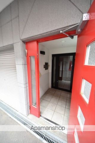LEE SPACE新道東IIIの玄関写真