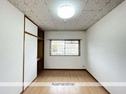 ラフォーレ西里[3LDK/70.94m2]の内装2