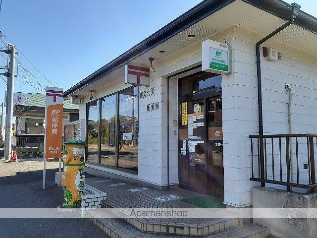 七栄アパートＢ[2LDK/56.44m2]の周辺4