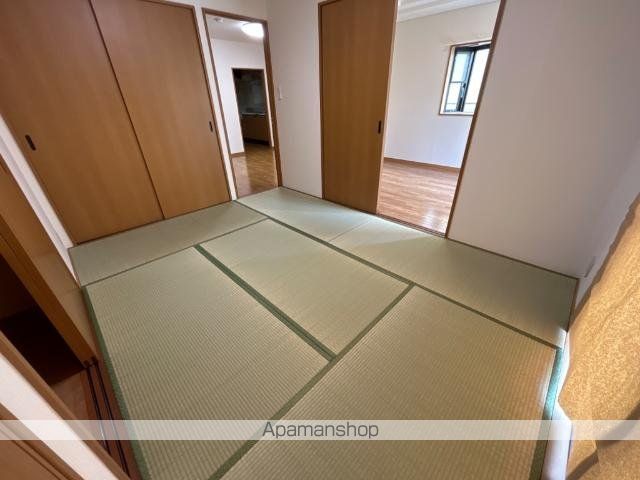 フォレスト高間の内装写真