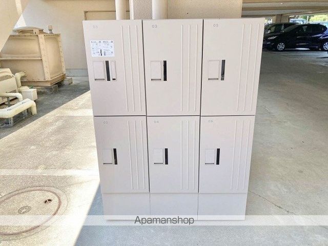 棒屋助信ハイツの外観写真