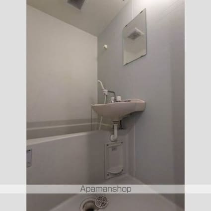 ブロッサムテラス町屋[1R/21.04m2]のバス