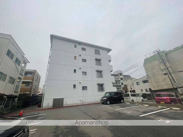 パールハイツ川西の外観写真