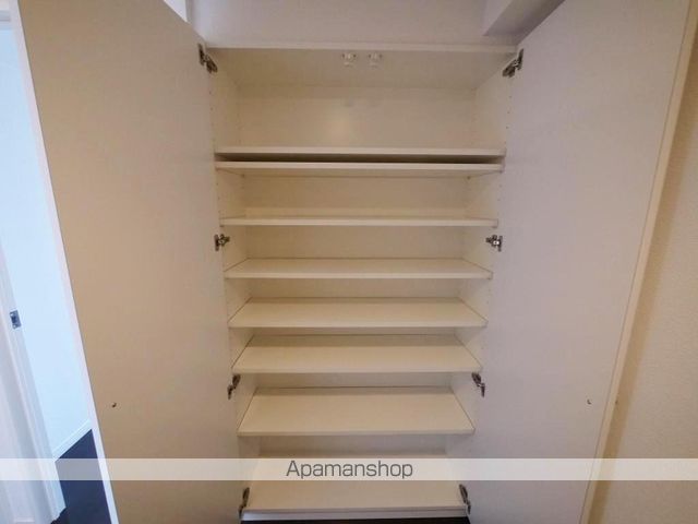 アーバンフラッツ榴ヶ岡の内装写真
