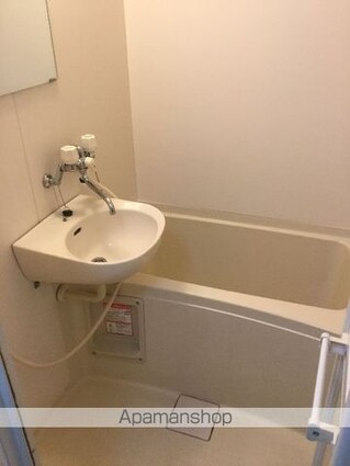 レオパレスはぴねすＤ[1K/20.28m2]の洗面所