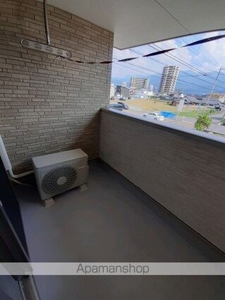 ピアッツァ高木　Ａ[2LDK/57.32m2]のバルコニー