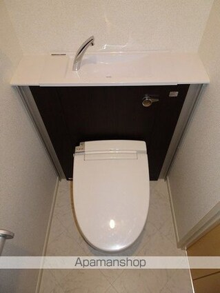 ホワイトマーベル[1K/28.09m2]のトイレ