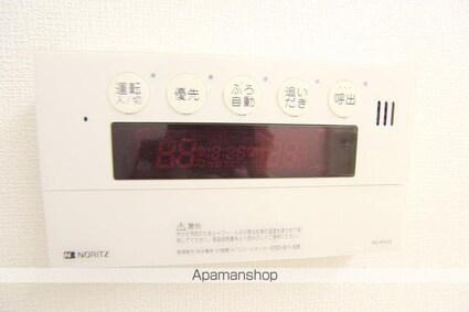 香川県高松市楠上町１丁目[2DK/43.74m2]の内装3