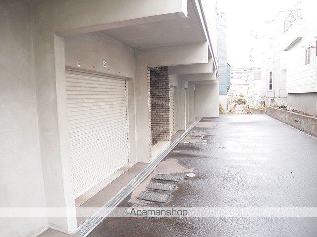 サンテラスクイーンの玄関写真
