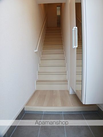 ア・ピアチェーレ Fの内装写真