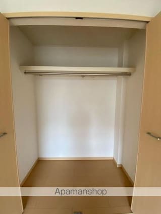 ロイヤル泉[2LDK/52.97m2]の収納