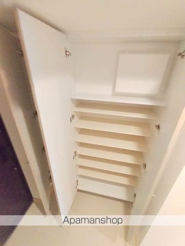 RESIUR−H谷町四丁目グランクラスの内装写真