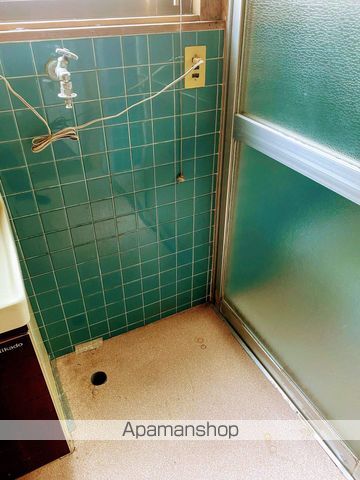 宮崎市 2階建 築45年の内装写真