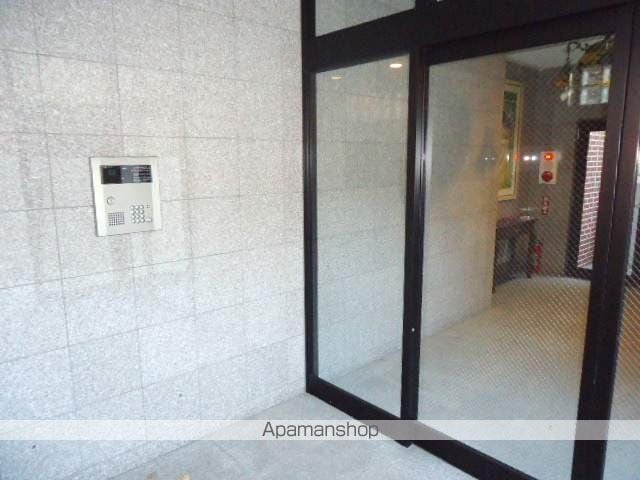 福岡市空港線 室見駅 徒歩12分 8階建 築22年の玄関写真
