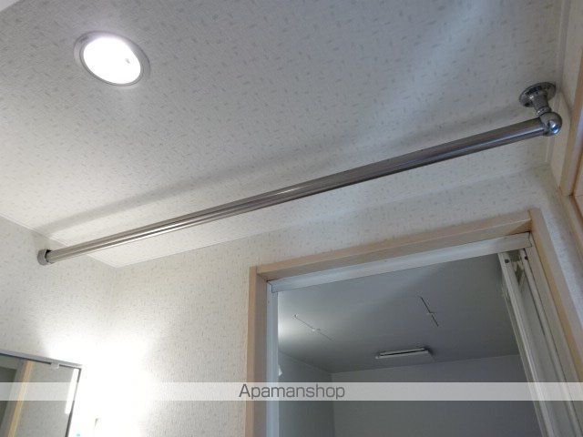 LOUANGEの内装写真
