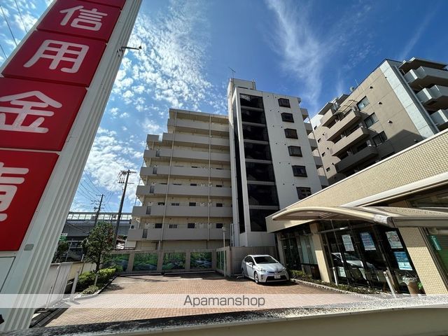 アニバーサリー40thの外観写真