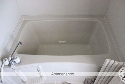 エーライン泉Ａ・Ｂ[2DK/40.92m2]のバス