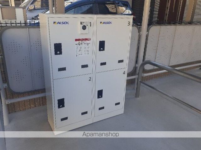 プランドール日比野の玄関写真