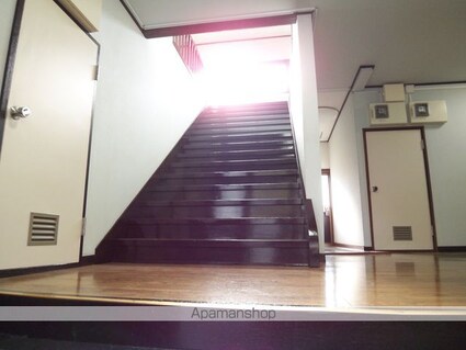 緑樹荘（東大生・東大院生限定）[1R/12m2]の共用部1