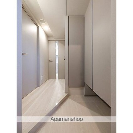 グレーシアフィット三軒茶屋[2LDK/45.52m2]の玄関