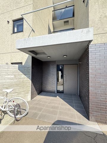 G GRANZの玄関写真