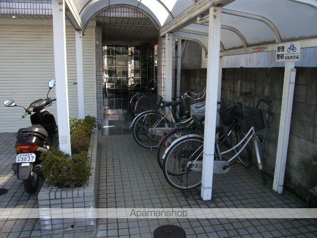 アルファードームの外観写真
