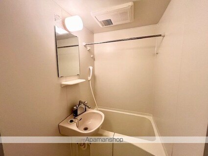 レオパレスル　ヴァン[1K/20.28m2]のバス1