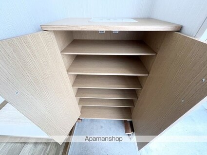 アングルスクエア[1LDK/40.28m2]の収納