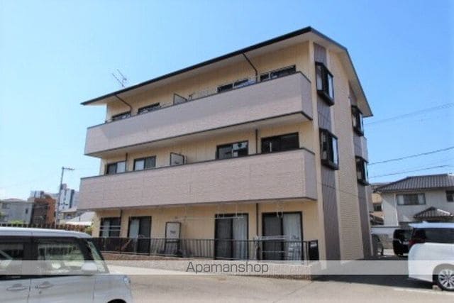 TWIN CASA II棟の外観写真