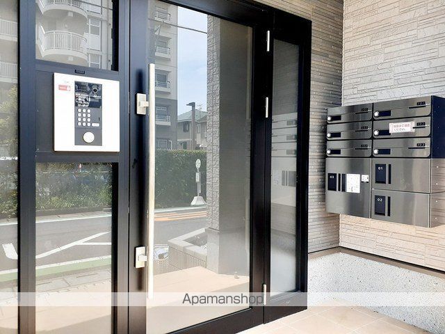 メゾン ド クレールの玄関写真