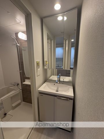 C0MF0RIA LIV大阪本町の内装写真