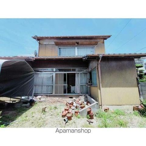 予讃線 観音寺駅 徒歩9分 2階建 築55年の玄関写真