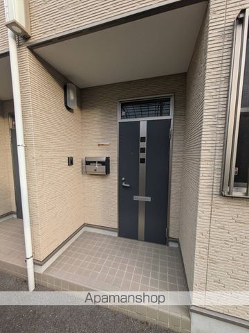 クボタヒルズIの玄関写真