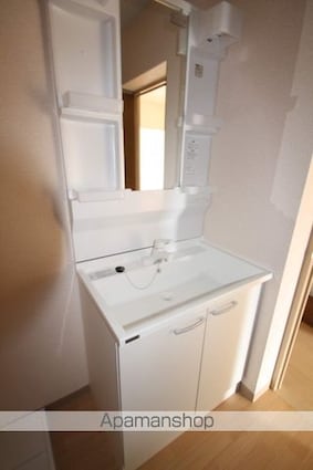 しゃんぐりらひる[2LDK/57m2]の洗面所