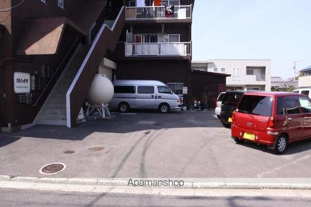 フィックスⅡ[2SDK/48m2]の駐車場1