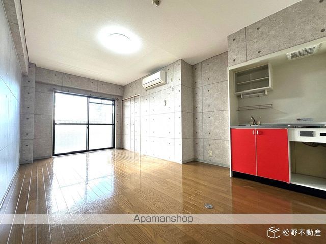 エクセル栗林の内装写真