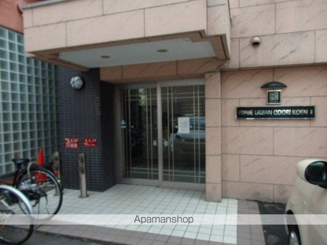 プライムアーバン大通公園Iの玄関写真