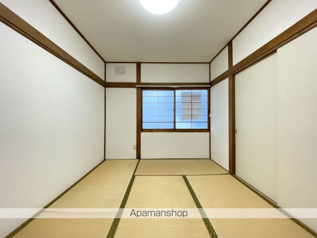 中央マンション1号棟の内装写真