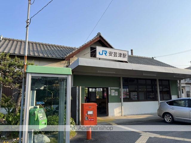 エメローズ安芸津2号棟の周辺写真