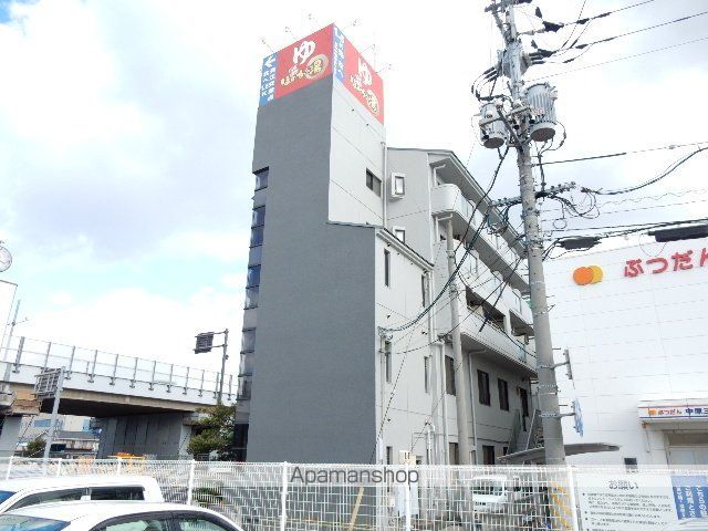 昭和住宅ビルの外観写真