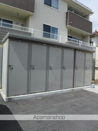 カーサ・アルバＡ[2LDK/60.77m2]の共用部