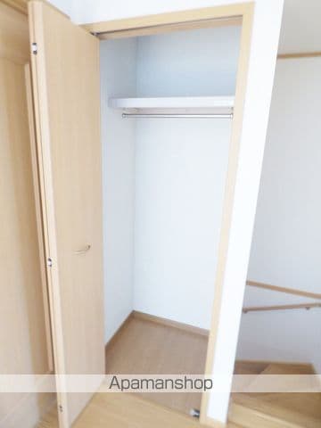 フラワ Iの内装写真